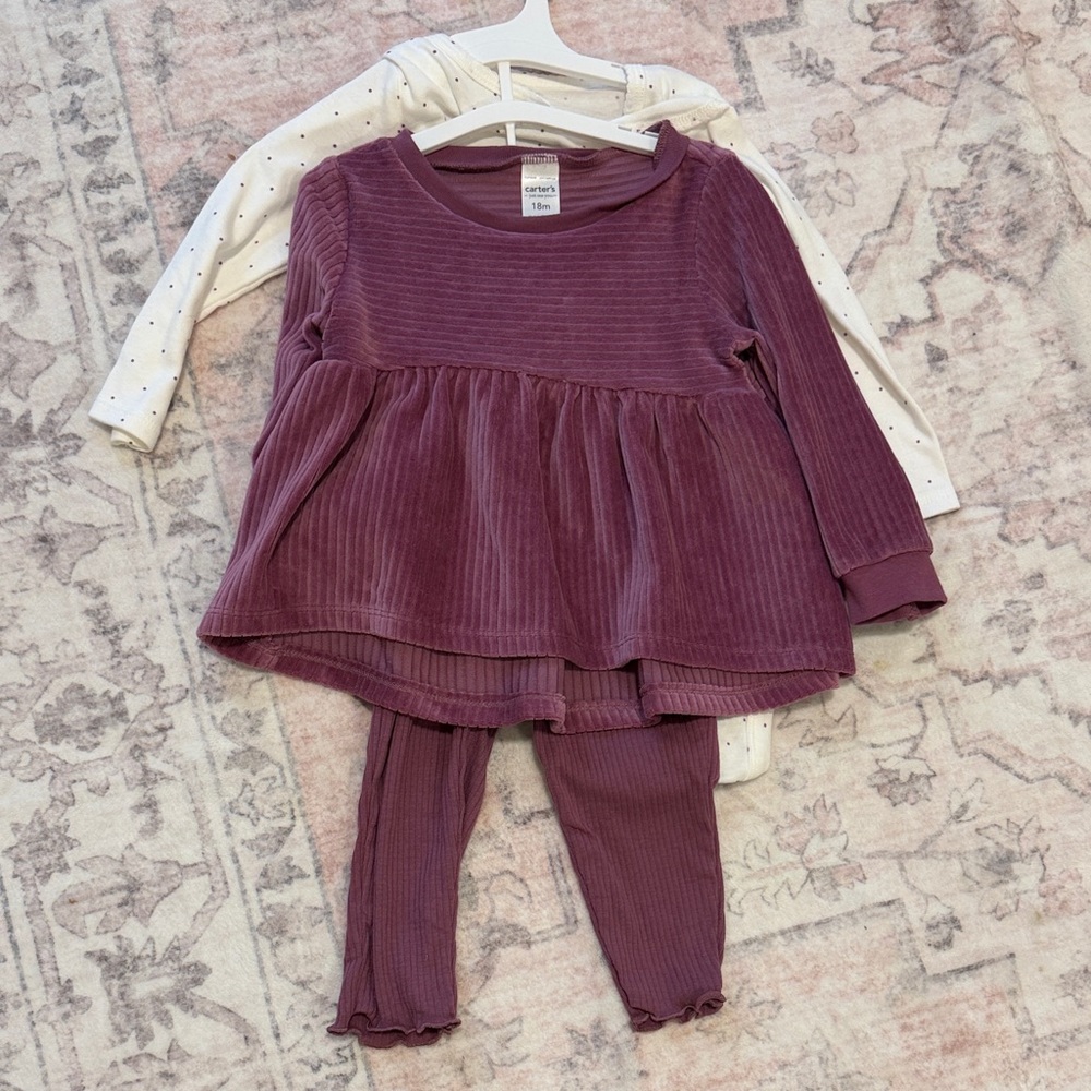 Carters baby girl set